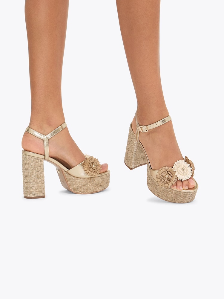 Sandales Carvela Sorrento à plateforme à fleurs - Image 6 de 6