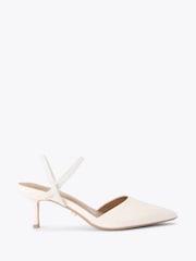 أبيض - Carvela Pastello Court Sandals - صورة 1 من 4