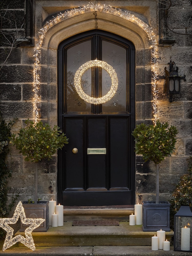 Lights4fun Clear 58cm Wire Wrapped LED Wreath Light - Image 4 of 4 Lights4fun Clear 58cm Wire Wrapped LED Wreath Light - Image 4 of 4