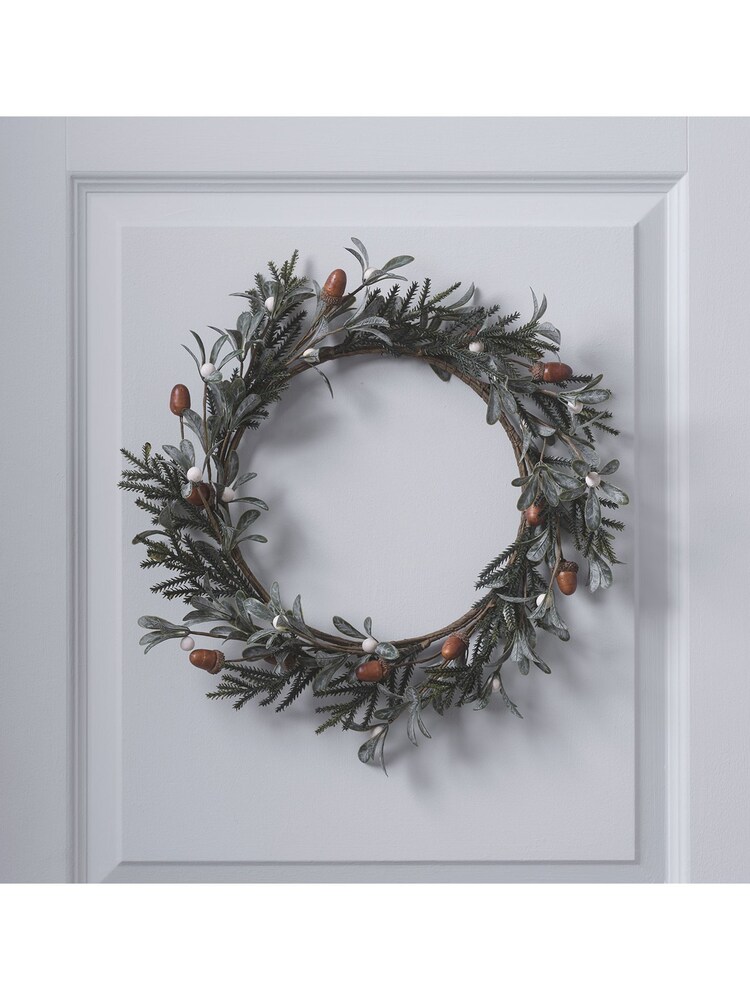 Lights4fun 40cm Classic Acorn & Winter Foliage Wreath - Image 2 of 2