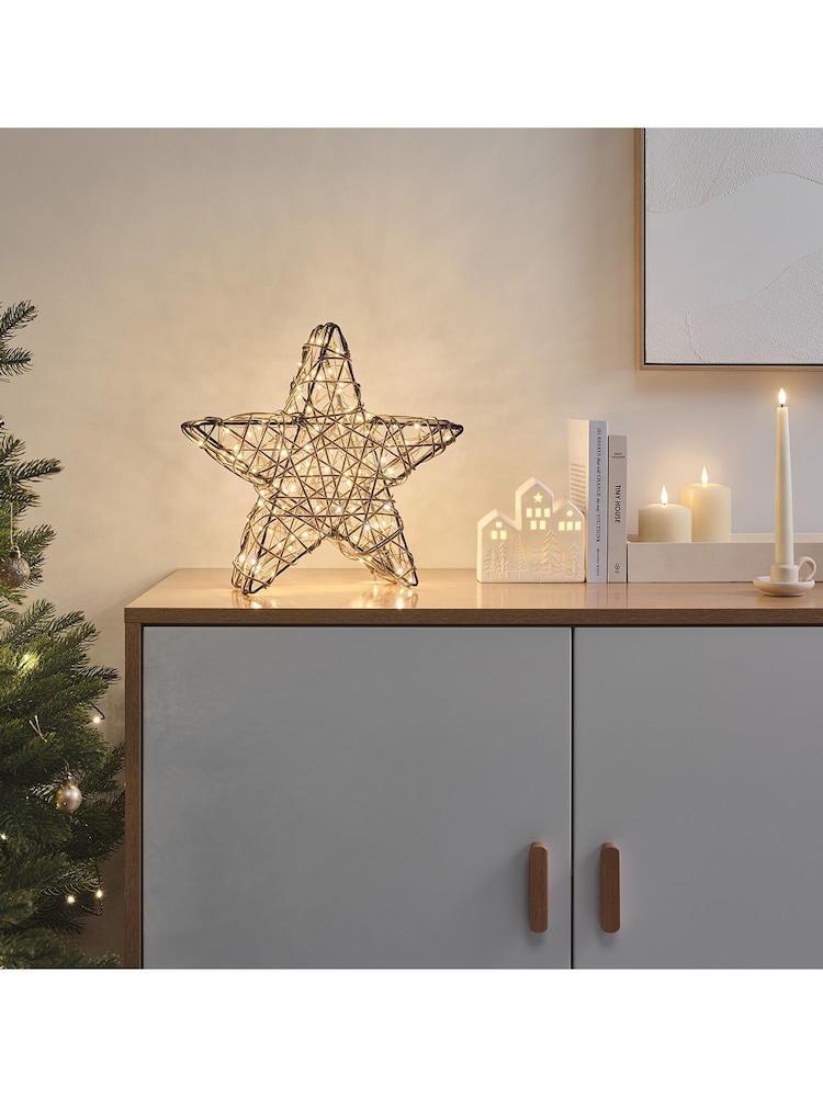 Lights4fun Brown 35cm Studley Rattan LED Star - Image 2 of 5