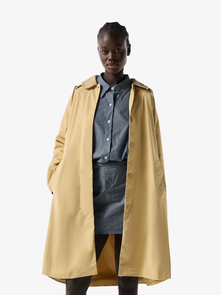 Hunter Cream Original Mac Raincoat - Image 2 of 4 Hunter Cream Original Mac Raincoat - Image 2 of 4