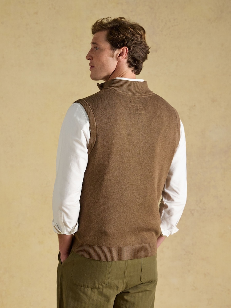 Joules Brown Hillside Zip Up Gilet - Image 2 of 9 Joules Brown Hillside Zip Up Gilet - Image 2 of 9