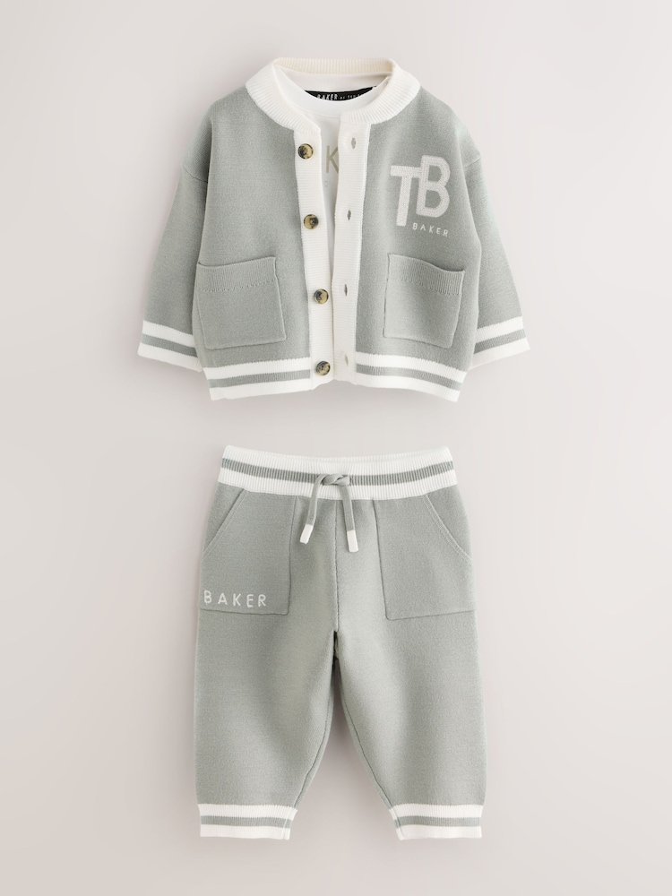 Baker by Ted Baker 3 Piece Knitted Varsity Cardigan T-Shirt and Joggers Set 3 Piece - Larawan 1 ng 10