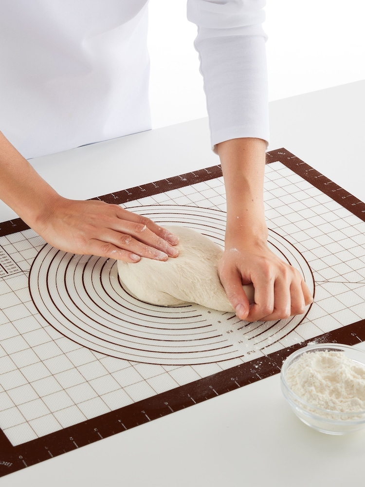 Lekue White Non-Stick Silicone Pastry Mat - Image 2 of 6