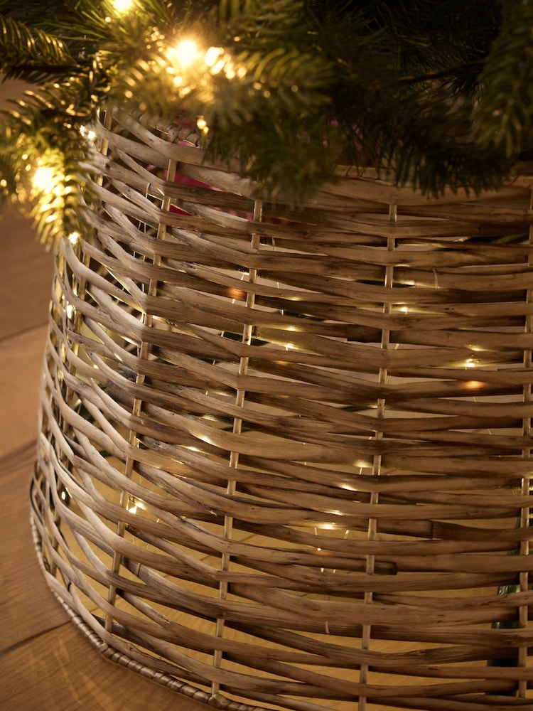 Natural Christmas Lit Wicker Tree Skirt - Image 5 of 5 Natural Christmas Lit Wicker Tree Skirt - Image 5 of 5