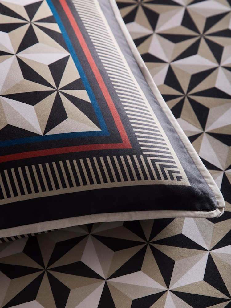 Laurence Llewelyn-Bowen Black Hero 100% Cotton Duvet Cover Set - Image 4 of 4