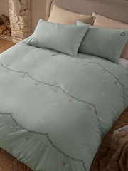 Sage Green Christmas Wreath Embroidery Duvet Cover and Pillowcase Set - Image 2 of 4