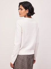 Ecru Supersoft V-Neck Long Sleeve Jumper - Image 4 of 8
