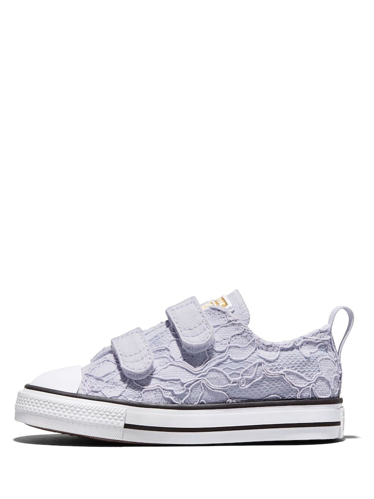 Converse Purple Chuck Taylor All Star Lace 2V Trainers - Image 2 of 7 Converse Purple Chuck Taylor All Star Lace 2V Trainers - Image 2 of 7