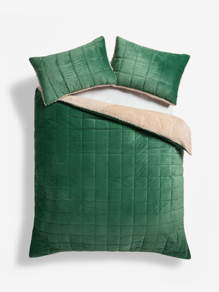 Brooklyn Quilted Velvet Duvet Cover and Pillowcase Set - Imagen 4 de 4