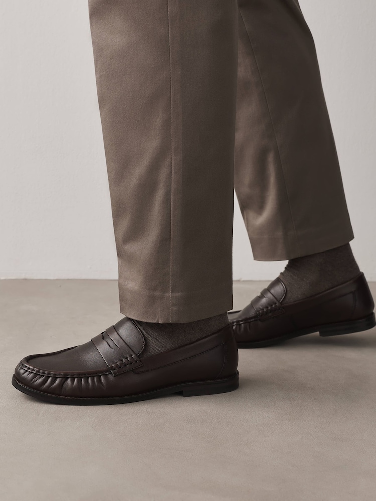 Braun - N. Premium Ruched Leather Loafers - Bild 2 von 2