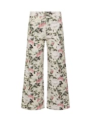 PixieGirl Petite White Floral Print Denim Jacket - Image 5 of 5