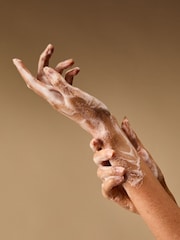 Bath & Body Works Beautiful Day Gentle & Clean Foaming Hand Soap 259ml - Image 3 of 3