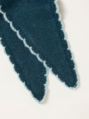 FatFace Scallop Triangle Scarf - Imagen 3 de 3