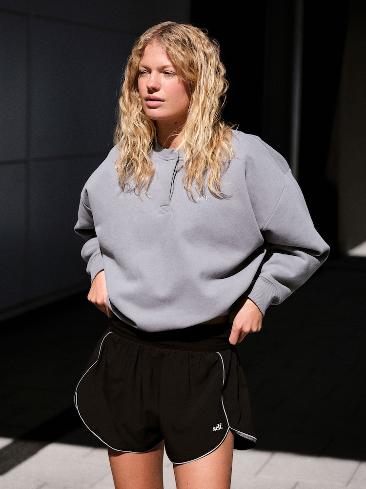 Gris de charbon de bois - self. Henley Sweatshirt - Image 1 de 8 Gris de charbon de bois - self. Henley Sweatshirt - Image 1 de 8