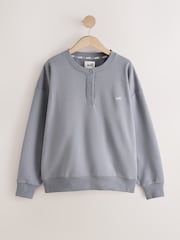Gris de charbon de bois - self. Henley Sweatshirt - Image 6 de 8