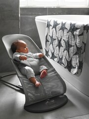 Etta Loves Black White Starfish Sensory Muslin Extra Large - Image 4 of 5
