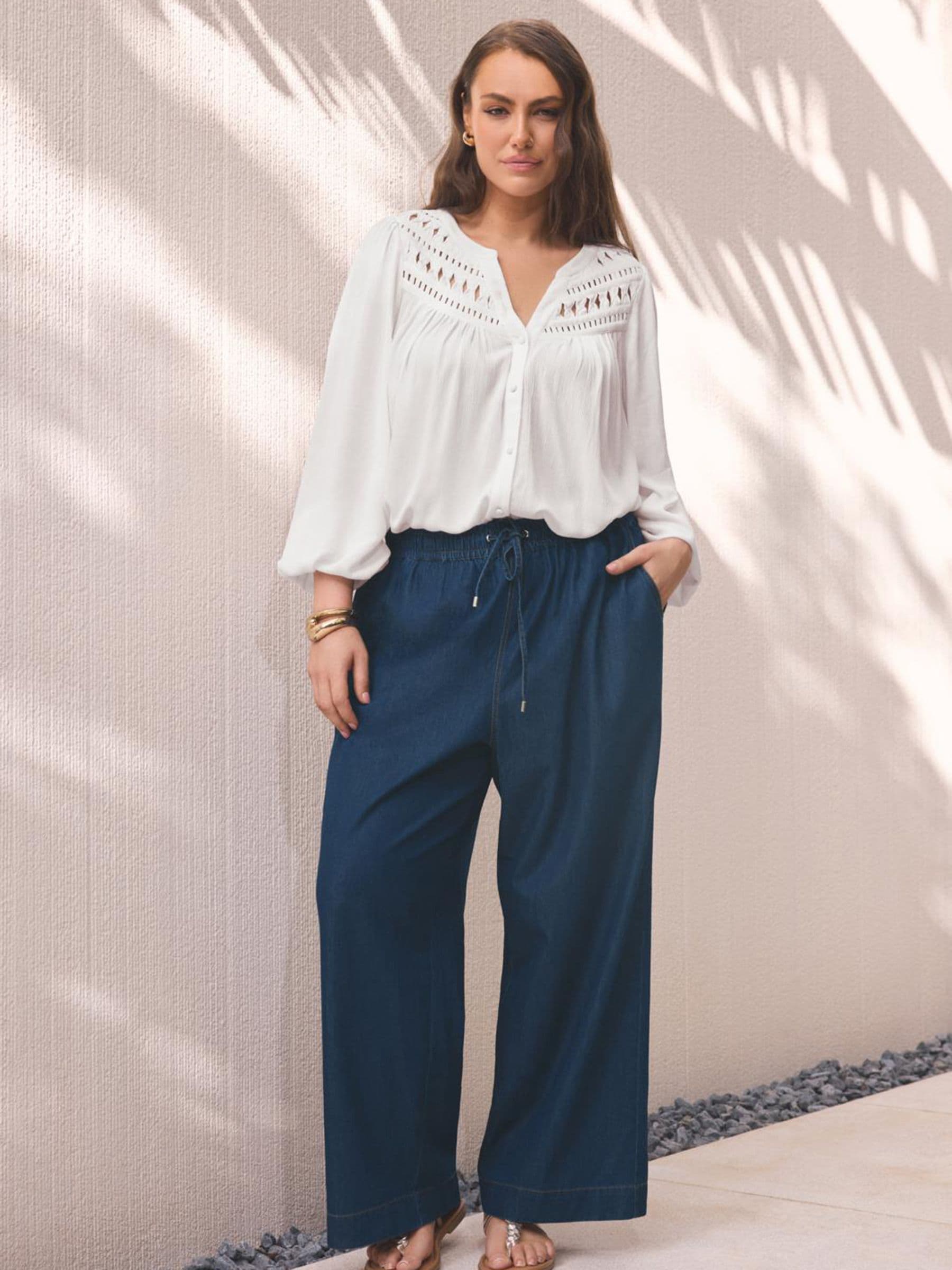 Evans Women's Blue Plus Indigo Wide Leg Denim Trousers Size 32 - Image 2