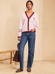 Love & Roses Varsity Embroidered Detail V-Neck Knitted Cardigan - Obraz 3 z 4