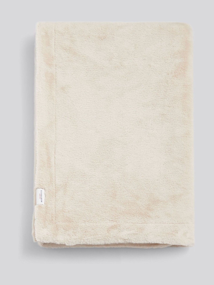 Us Polo Assn Silver Birch Premium Fur-Style Throw - Image 1 of 5