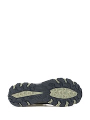 حذاء Holcombe III منخفض مقاوم للماء من Regatta - صورة 2 من 6