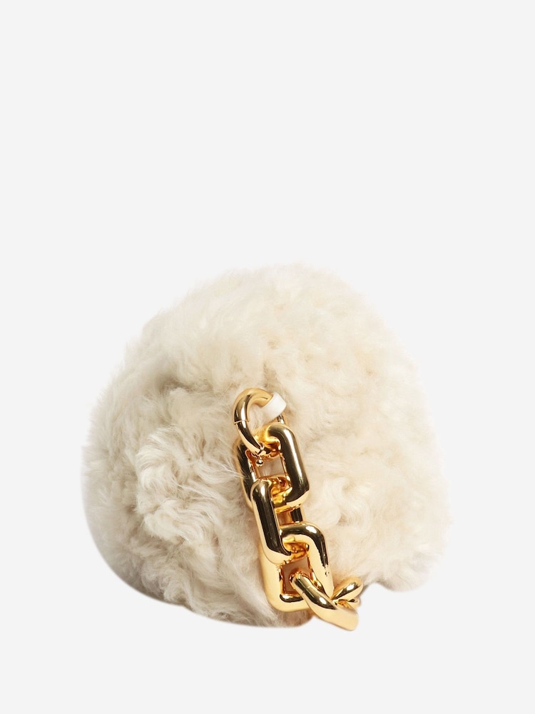Sign of the Times Bottega Veneta Shearling Cream Bag With Gold Chain - Image 6 of 6
