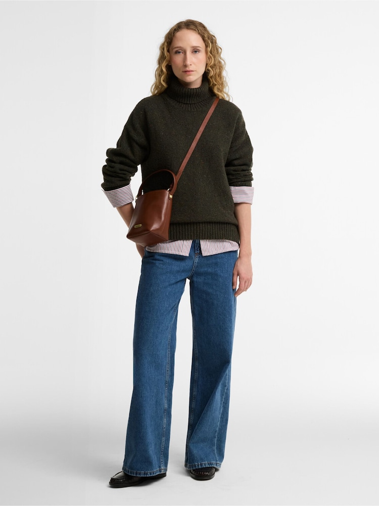 Brązowy - Barbour® Cedar Mini Leather Bucket Bag - Obraz 1 z 6