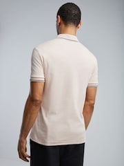 BOSS Orange Regular-Fit Contrast Collar Logo Polo Shirt - Image 4 of 5