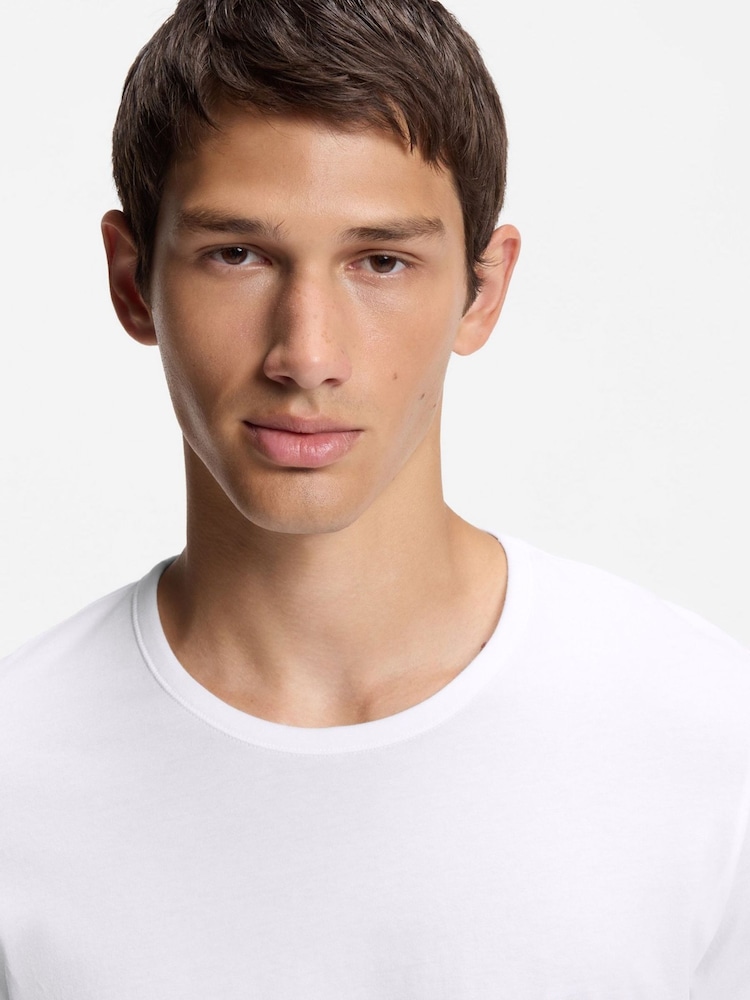 HUGO White Regular Fit Logo T-Shirts 3 Pack - Image 4 of 4