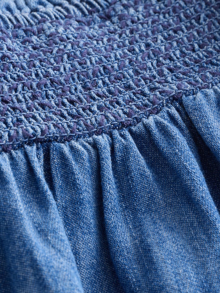 Gap Smocked Denim Dress (0-24mths) - Bild 4 von 4