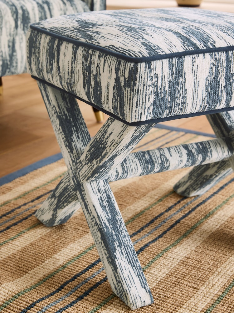 Nina Campbell Rowan Ikat Denim Blue Rosebury Square Footstool - Image 2 of 4 Nina Campbell Rowan Ikat Denim Blue Rosebury Square Footstool - Image 2 of 4