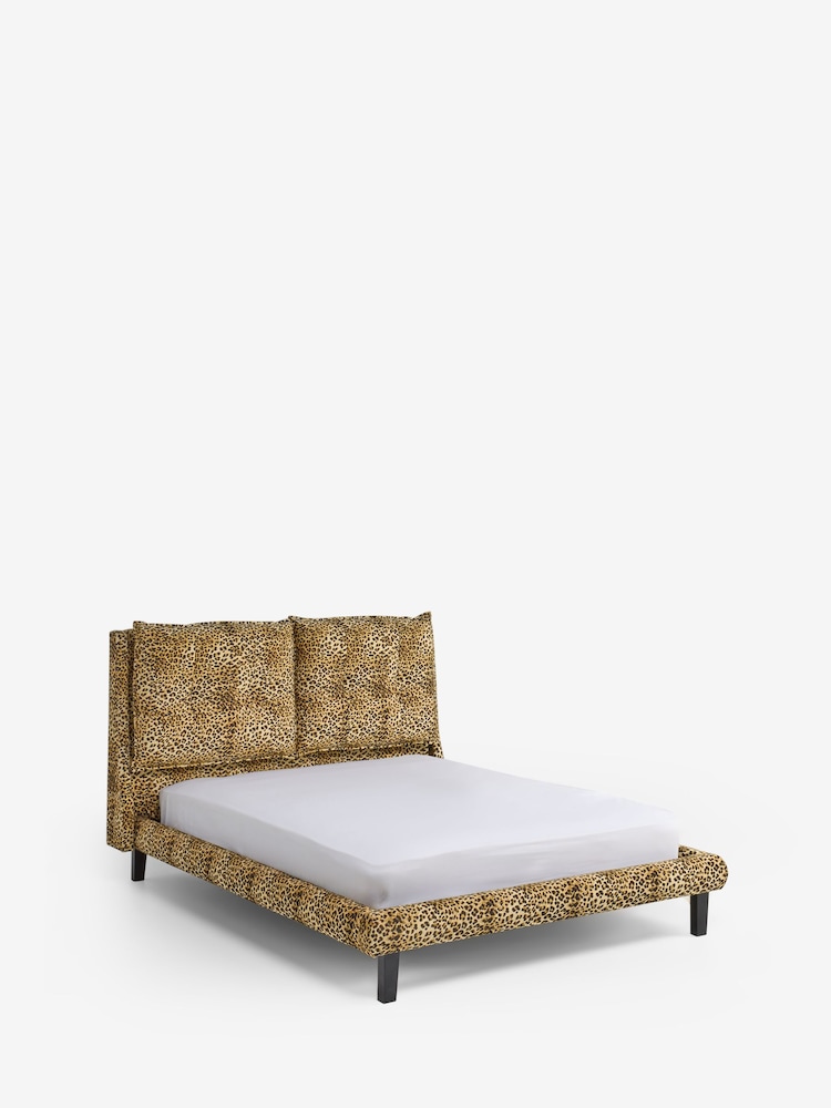 Rockett St George Leopard Love Velvet Lounge Bed - Image 6 of 6