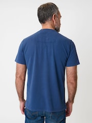 Saltwell Blue Dyed Grandad Collar Cotton T-Shirt - תמונה 3 מתוך 4