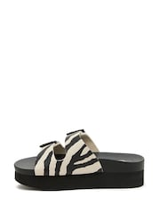 Rocket Dog Animal Esti Plus Wildcat Pu Sandals - Image 4 of 7