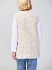 Ro&Zo White Faux Fur Longline Gilet - Image 6 of 6