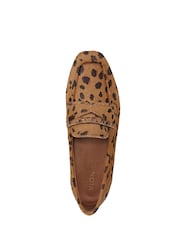Vionic Animal Sadie Tan Leopard Loafer Shoes - Image 6 of 7
