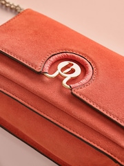 Κοραλί ροζ - B by Ted Baker Suede Chain Cross-Body Bag - Εικόνα 3 από 6