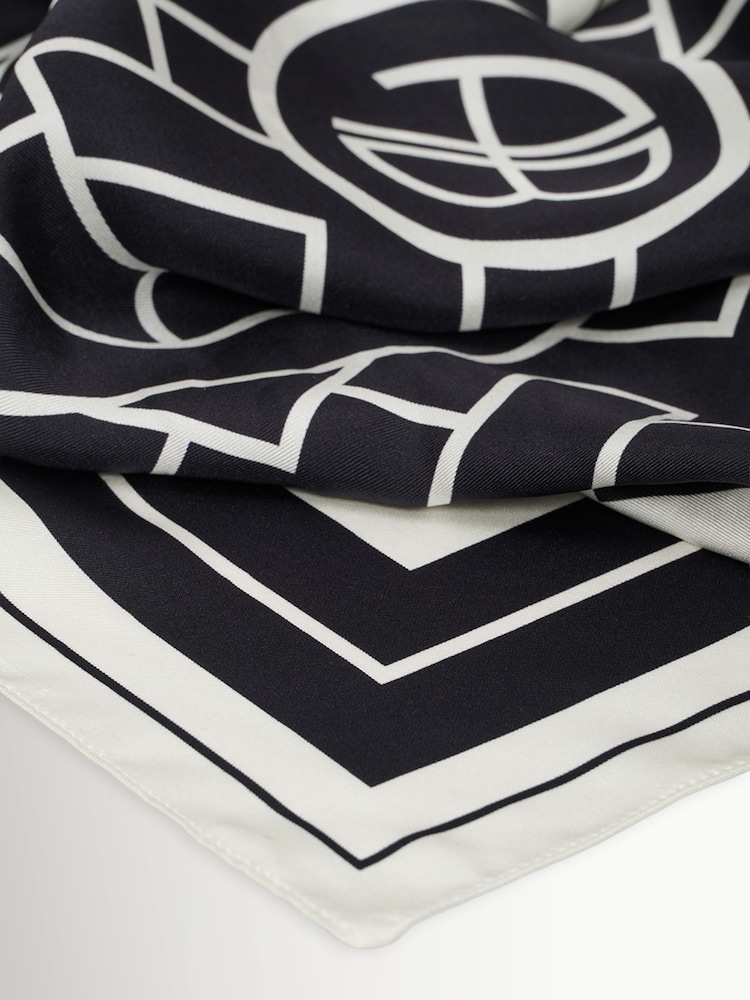 ANINE BING Black York Scarf In Tango - Image 5 of 5 ANINE BING Black York Scarf In Tango - Image 5 of 5