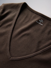 The Set 3 Pack Ribbed V-Neck T-Shirts Black/Chocolate Brown/White - Image 5 of 6