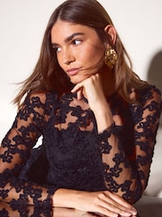 Schwarz - Friends Like These Lace Floral Long Sleeve Mini Dress - Bild 4 von 7