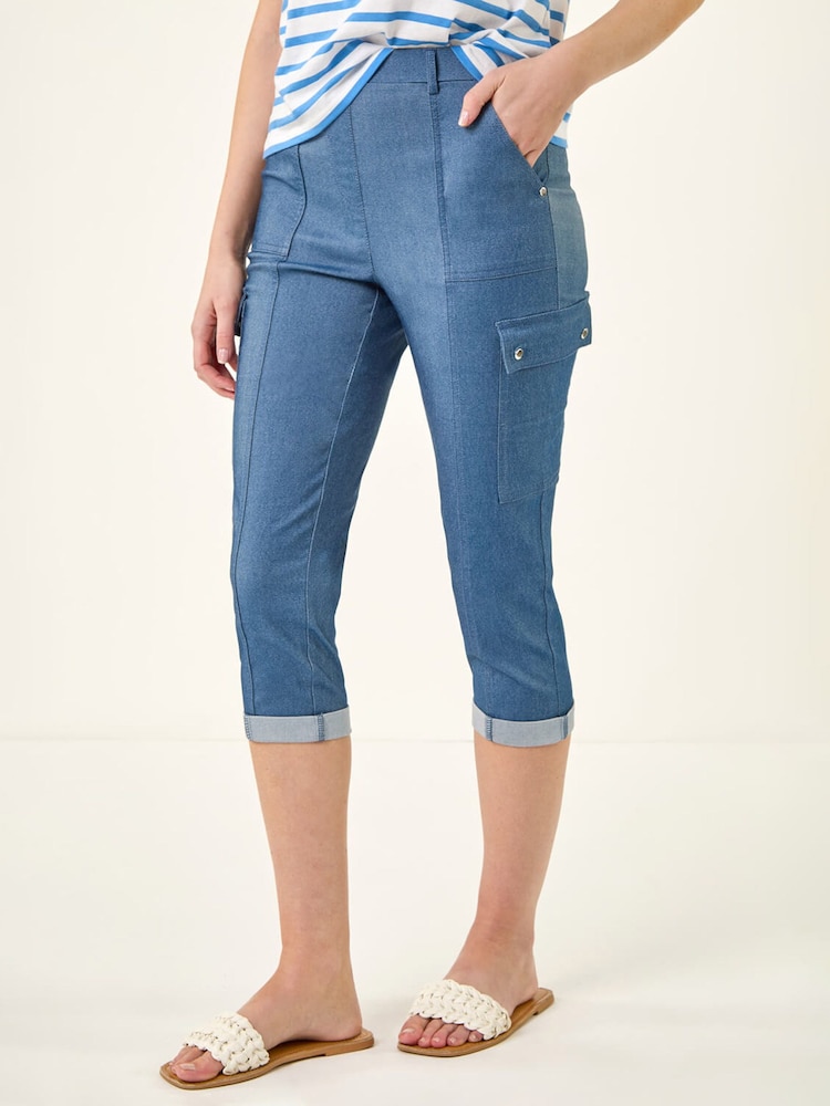 Plavo - Rimske obrezane teretne bengalske pantalone - Slika 4 od 4 Plavo - Rimske obrezane teretne bengalske pantalone - Slika 4 od 4