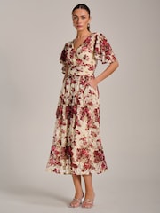 Nude - Jolie Moi Angel Sleeve Print Lace Maxi Dress - Bild 5 von 6