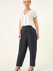 أزرق - بنطلون أنيق قابل للتمدد بطول الكاحل للأحجام الصغيرة Grazer من Roman - صورة 2 من 5