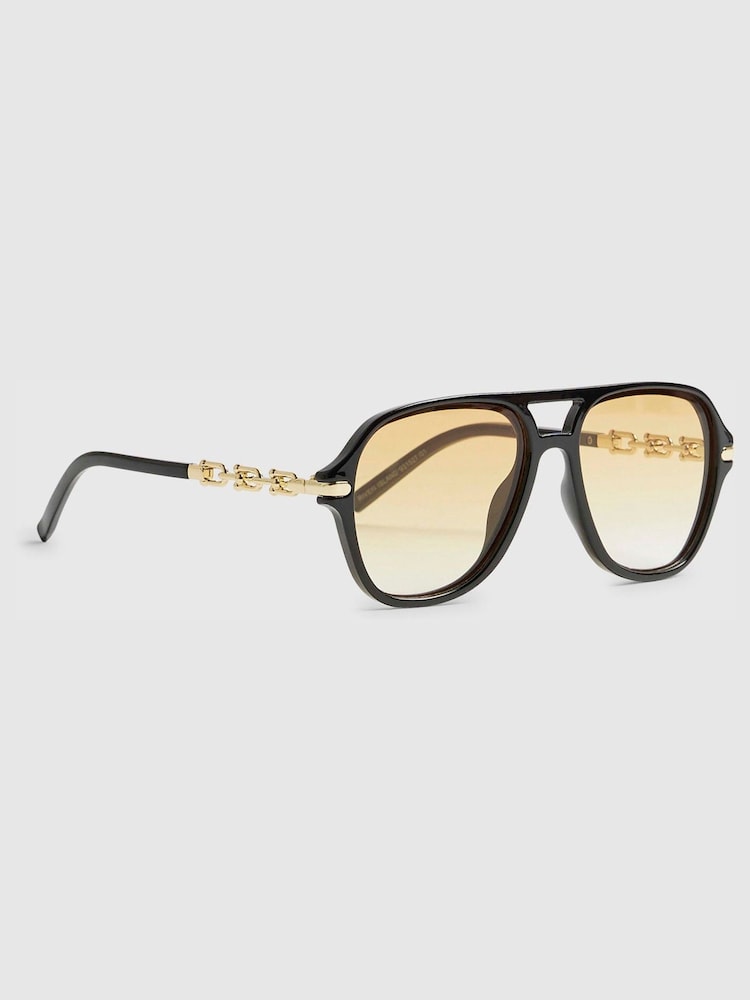 River Island Black Chain Detail Navigator Sunglasses - Image 1 of 4