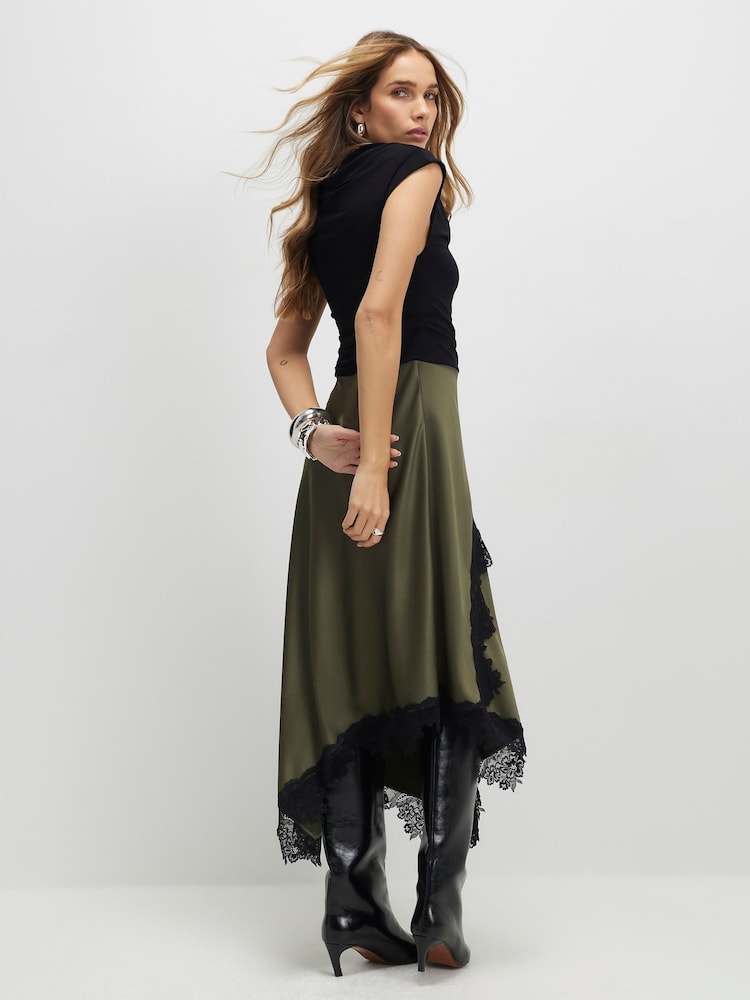 River Island Green Lace Hybrid Drape Midi Dress - Image 4 of 4