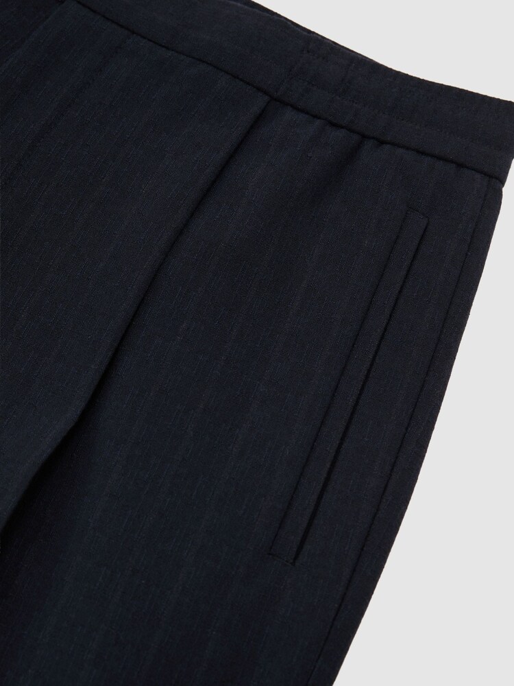 Pantalones plisados ajustados a rayas Reiss Sidney - Imagen 7 de 7