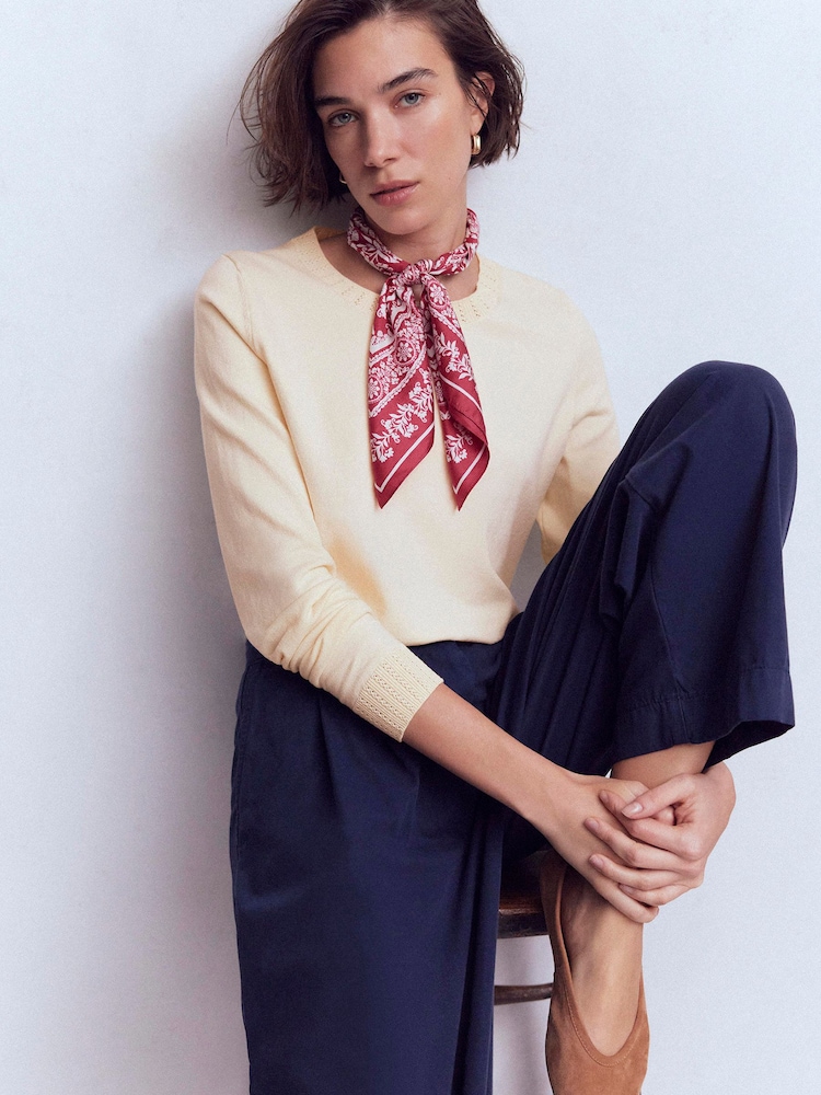 Boden סוודר כותנה עם צווארון עגול, דגם Emilia - תמונה 1 מתוך 6