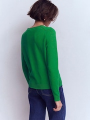 Boden סוודר כותנה עם צווארון וי, דגם Emilia - תמונה 3 מתוך 6