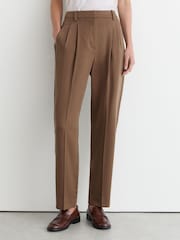 Taupe Neutral - Zožane nabrane hlače Reiss Clay Lyocell - Slika 3 iz 6